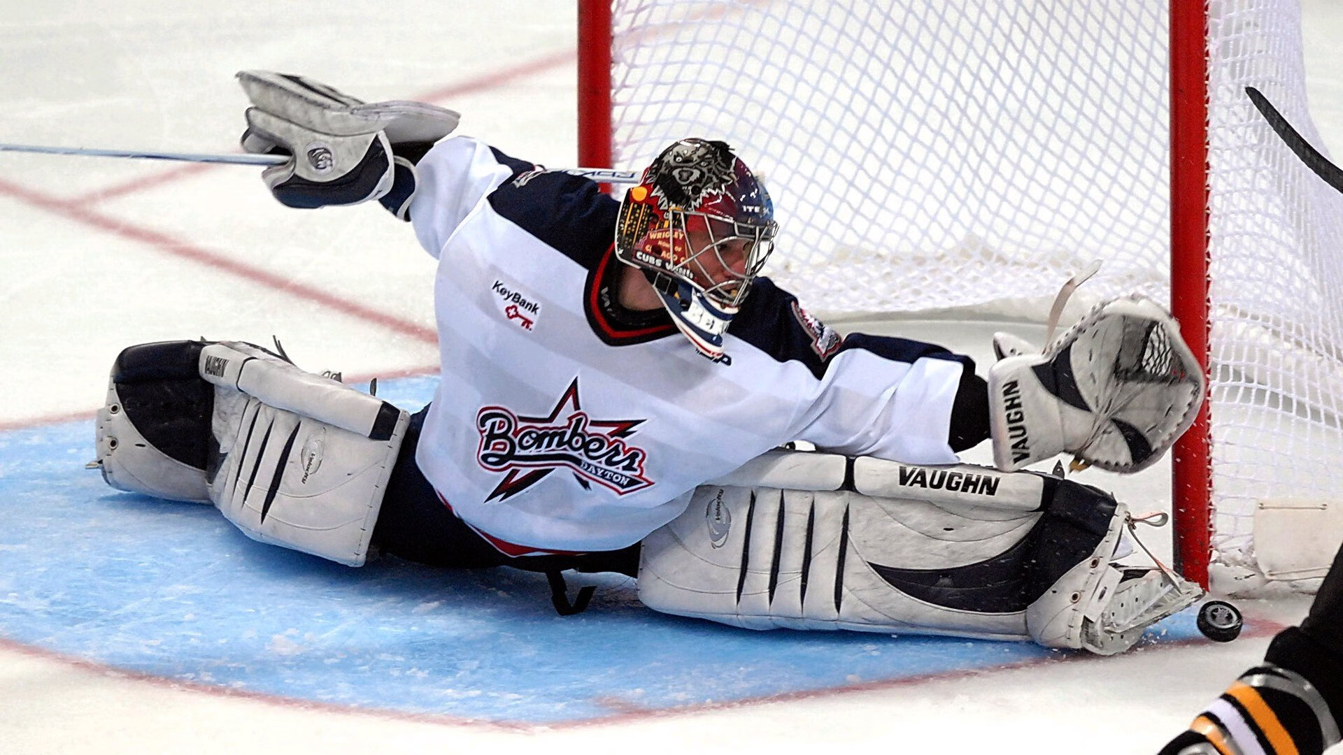 拜仁慕尼黑稳居德甲榜首，争夺多项冠军